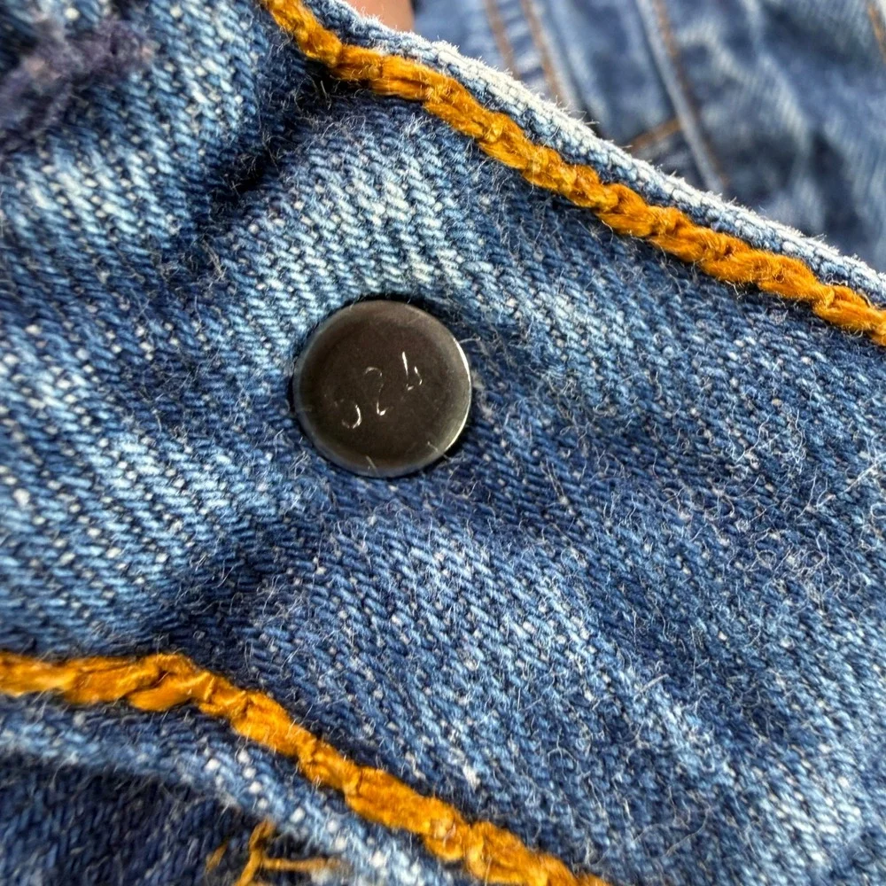Vintage Levi's 501xx Jeans Men 34x30 Blue 90s Made in USA Button Fly Denim